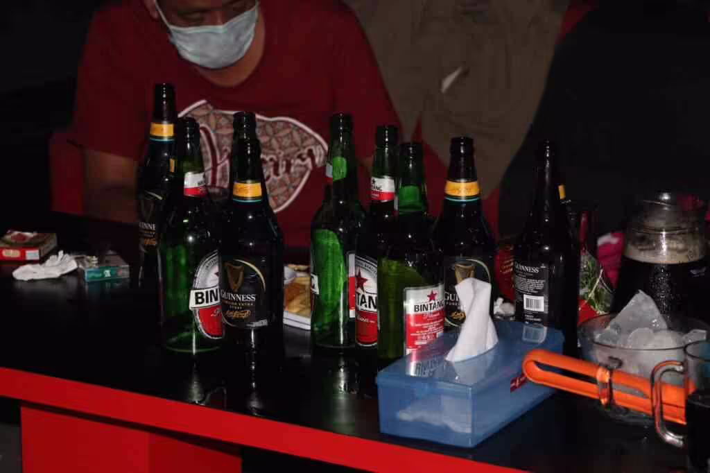 Ops Nala, Sikat Puluhan Botol Miras Dari Tempat Hiburan Malam