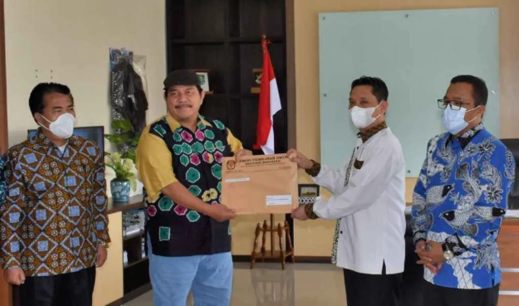 DPRD Provinsi Bengkulu Terima Salinan Berita dan Keputusan Pleno Pilgub 2020 Dari KPU