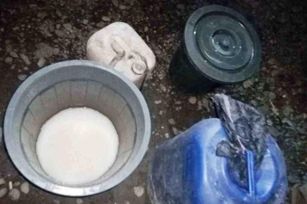 Gelar Operasi Pekat, Puluhan Liter Tuak Diamankan Polsek Muara Bangkahulu