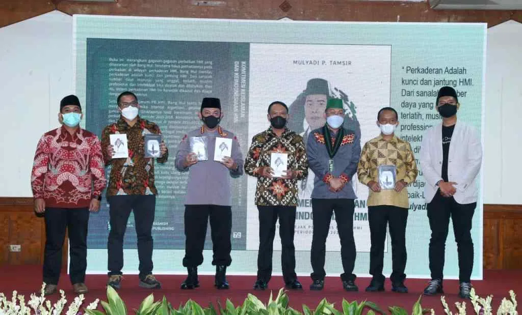 Hadiri Puncak Acara Dies Natalis HMI ke-74, Kapolri : Ini Bukan Masalah Biasa, Ini Masalah Luar Biasa