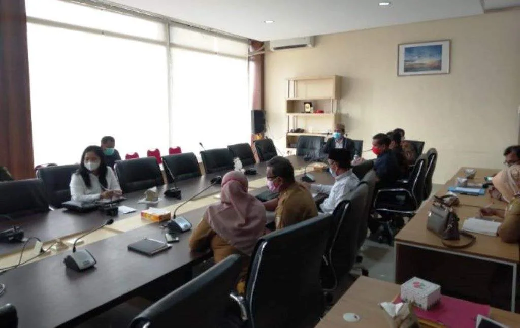 Pansus Revisi Raperda RTRW DPRD Provinsi Bengkulu Gelar Pembahasan Bersama Mitra