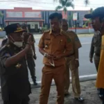 Satpol PP Kota Bengkulu dan Dispar Tertibkan Pedagang Pantai, Banyak Pelanggar