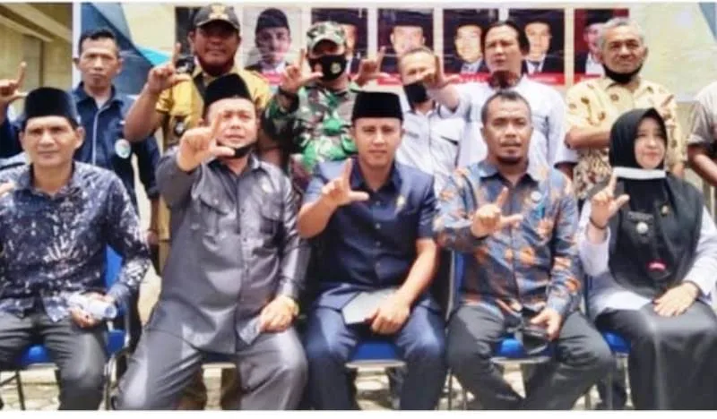 7 Anggota DPRD Kabupaten Lebong Dapil II Menggelar Reses