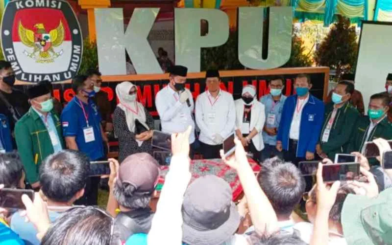 Antara Lismidianto dan Gusril di Pilkada Kaur 2020
