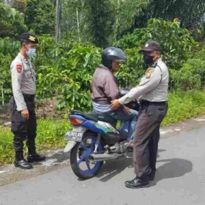 Cegah Kejahatan, Polsek Bengko Rutinkan Razia Sajam dan Senpi