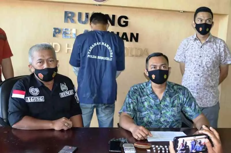 Jadi Kurir Sabu, Warga Cempaka Permai Ditangkap