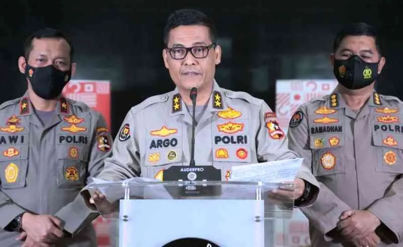 Lalai Tangani Protokol Kesehatan Pandemi Covid-19, Kapolri Copot Dua Kapolda