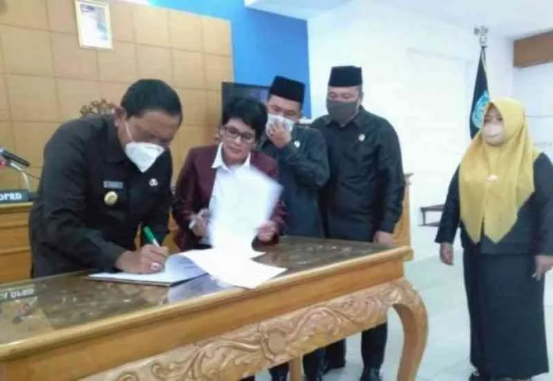 Paripurna DPRD Bengkulu Utara Terkait Penandatanganan PPAS TA 2020