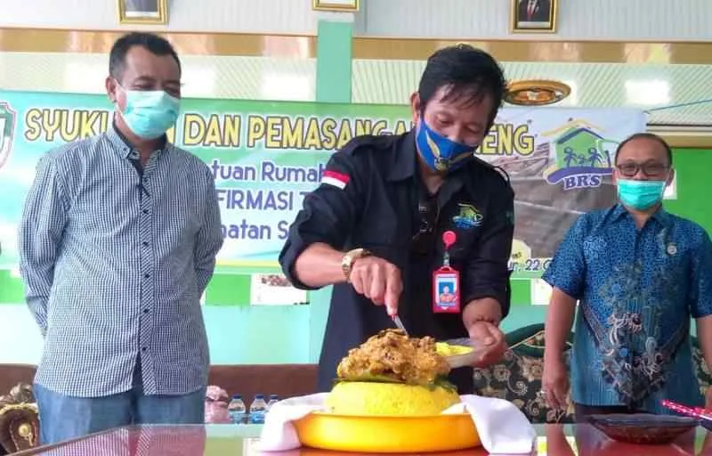 Peresmian Bedah Rumah, Pemerintah Desa Niur Syukuran