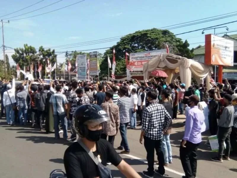 Rindu Pemimpin Yang Tak Sengsarakan Warganya
