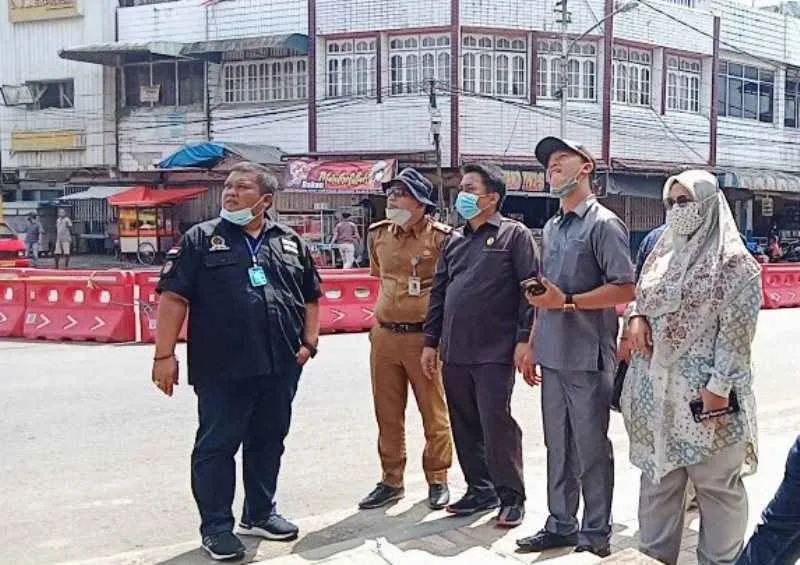 Sidak Revitalisasi Pasar Kepahiang, Komisi III DPRD Kepahiang Minta Perbaikan Segera