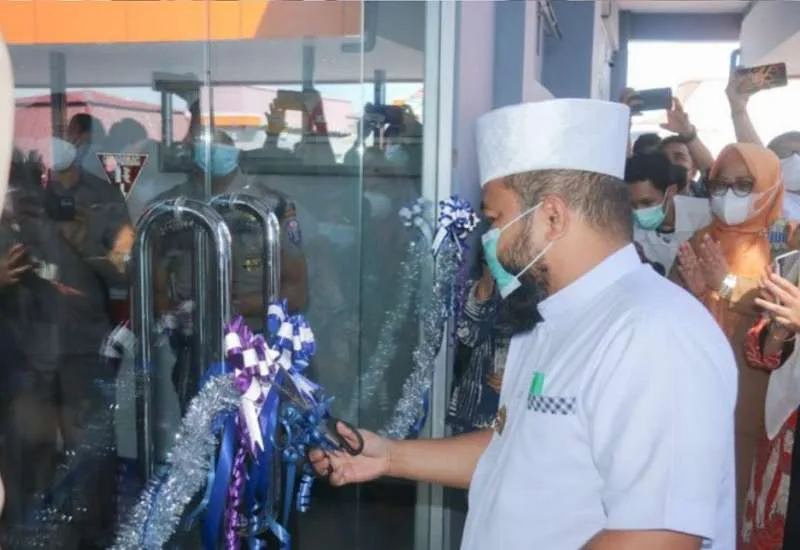 Walikota Helmi Resmikan Ruang Isolasi dan Ruang Operasi Baru RSHD