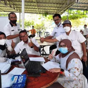 ASN dan PTT DPUPR Kota Bengkulu Menjalani Vaksinasi Covid-19 Tahap Pertama