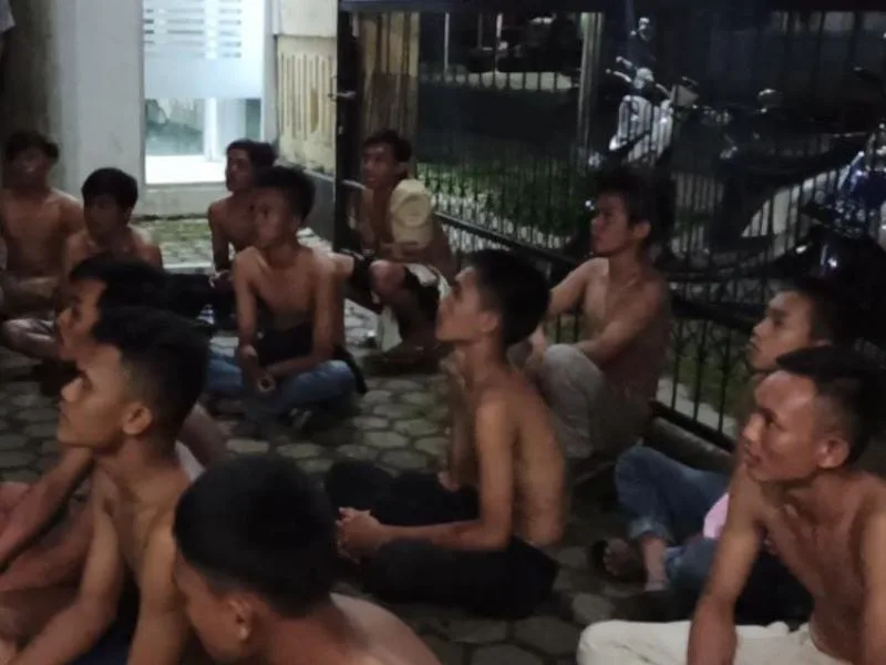 Mabuk Tuak dan Samcodin, Belasan Pemuda Digelandang ke Kantor Polisi