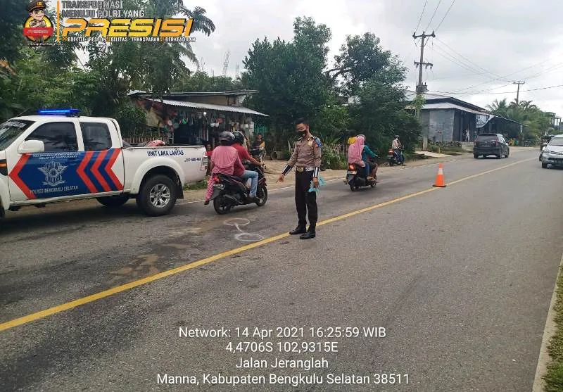 Melebar, Motor Supra Tabrak Ertiga