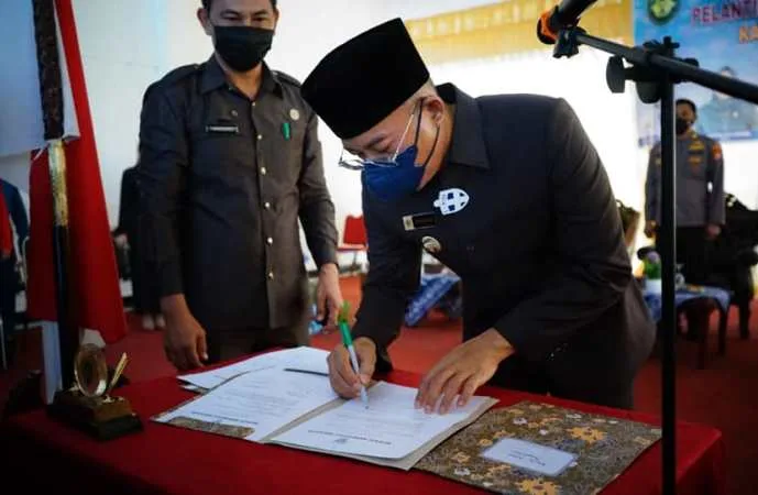 Bupati Gusnan Mulyadi Lantik Pengurus TP PKK Bengkulu Selatan