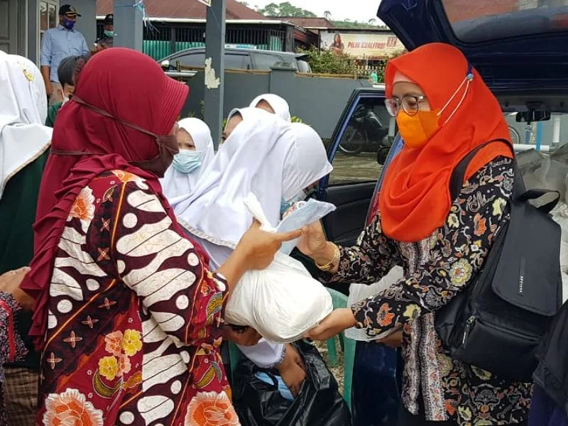 KKN Fikes Unived di Rejang Lebong Diakhiri Baksos