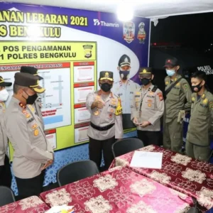 Pantau Pengamanan Malam Takbir, Kapolda Bengkulu Cek Langsung Pospam