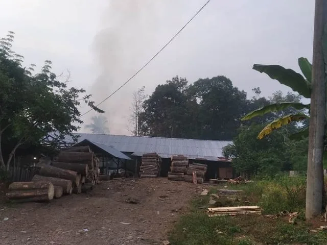 Diduga Izin Lingkungan Bermasalah, Pabrik Pensil Ini Terus Beroperasi