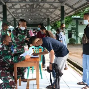 Jajaran Korem 041/Gamas Terus Laksanakan Serbuan Vaksinasi