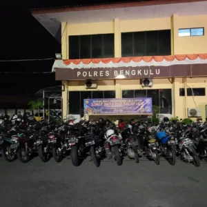 Balap Liar Pantai Panjang, Puluhan Motor Diangkut Polisi