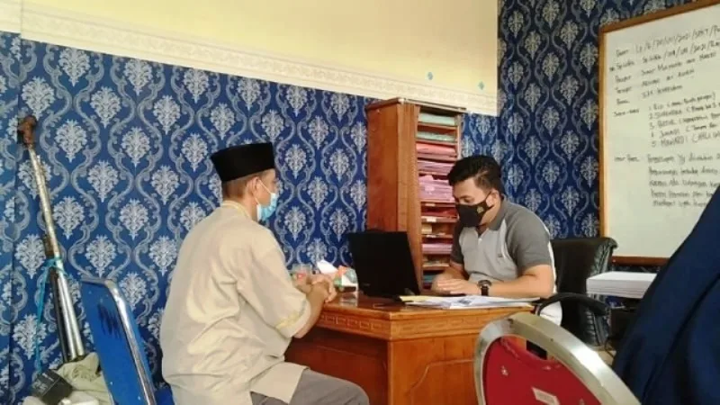Imam Masjid Dipolisikan