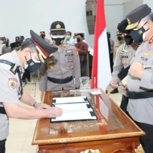 Resmi Berganti, Kapolda Bengkulu Pimpin Sertijab 3 PJU dan 4 Kapolres
