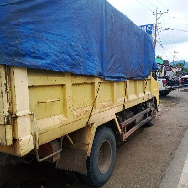 Akibat Menyalip, Dumpt Truk Tabrak Pengendara Motor Hingga Tewas