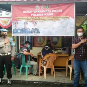 Hari Ketiga Gerai Vaksinasi Polsek Tanjung Kemuning Kaur Siapkan 50 Dosis