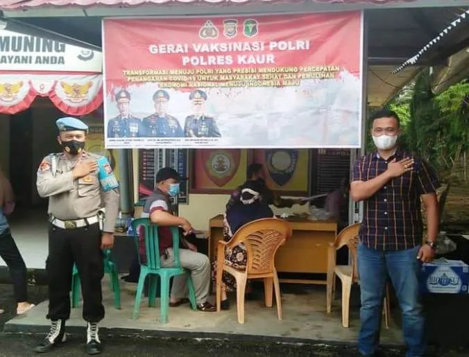 Hari Ketiga Gerai Vaksinasi Polsek Tanjung Kemuning Kaur Siapkan 50 Dosis