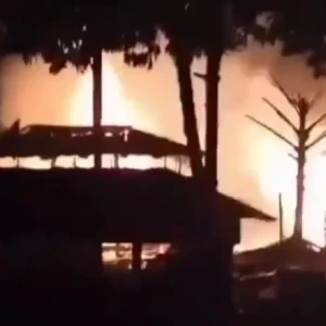 Jauh Dari Akses, Kebakaran di Desa Padang Capo Ilir Sulit Dipadamkan