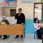 Kades Tinggi Ari Kabupaten Kaur Salurkan BLT-DD Tahap 8 dan 9