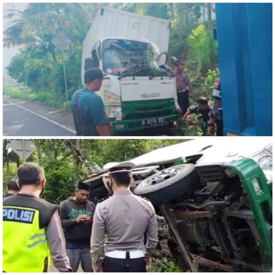 Keluar Jalur, Mobil Muatan Paket JNT Masuk Got