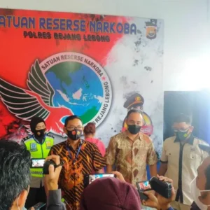 Miliki Narkotika Golongan 1, Polsek Padang Ulak Tanding Amankan Dua Terduga Pelaku