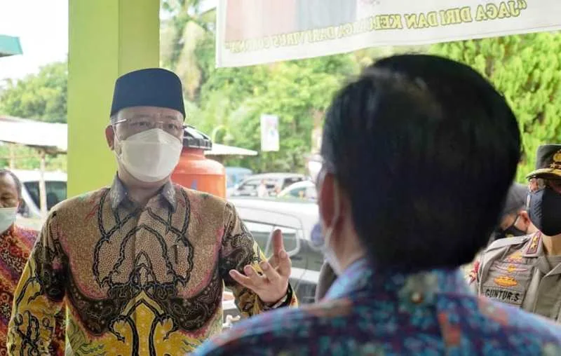 Pastikan Pelaksanaan Instruksi Mendagri, Gubernur Rohidin Turun Langsung Sidak ke Desa