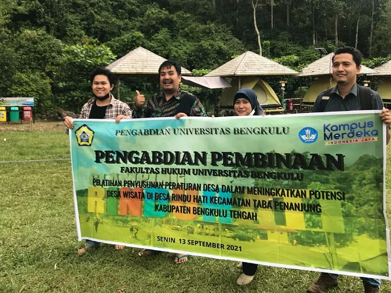 Pelatihan Penyusunan Perdes Rindu Hati inisiasi tiga Dosen Fakultas Hukum Universitas Bengkulu