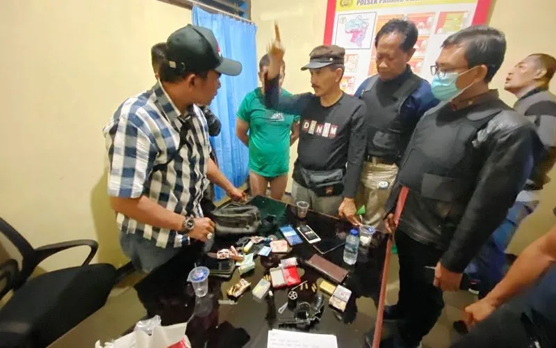 Tekan Kriminalitas, Polres RL Amankan Tersangka Kepemilikan Senpira Dan Penyalahguna Narkoba