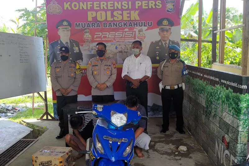 Curi Penyedap Makanan, Dua Pria di Tangkap