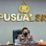 Kapolri : Jangan Ragu Pecat dan Pidanakan Anggota Yang Melanggar !