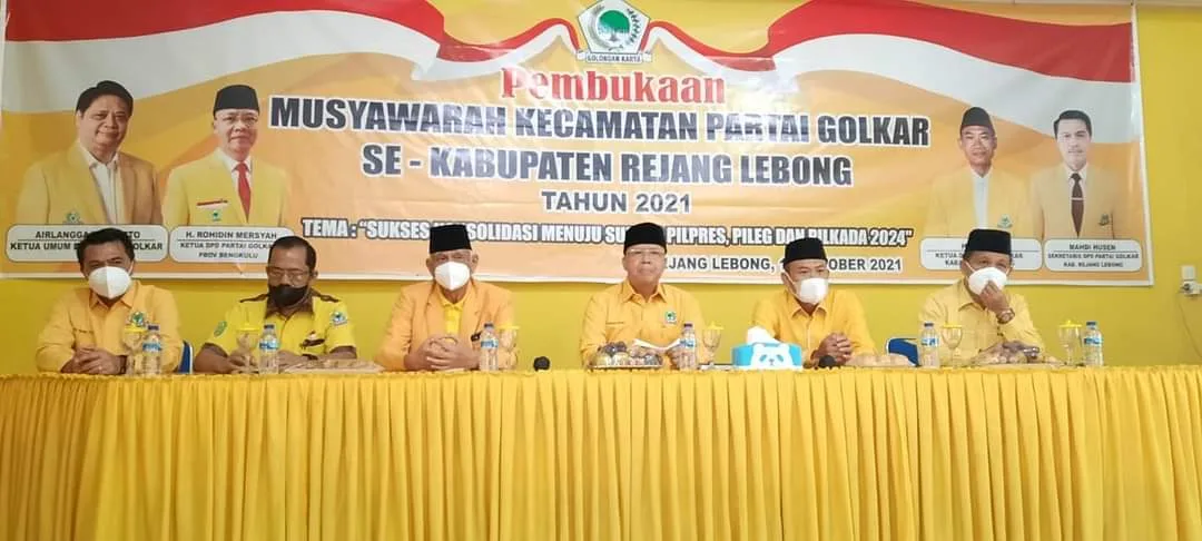 Muscam Golkar RL, Rohidin Mersyah : Fungsionaris harus turun ke Masyarakat Muscam Golkar RL, Rohidin Mersyah : Fungsionaris harus turun ke Masyarakat