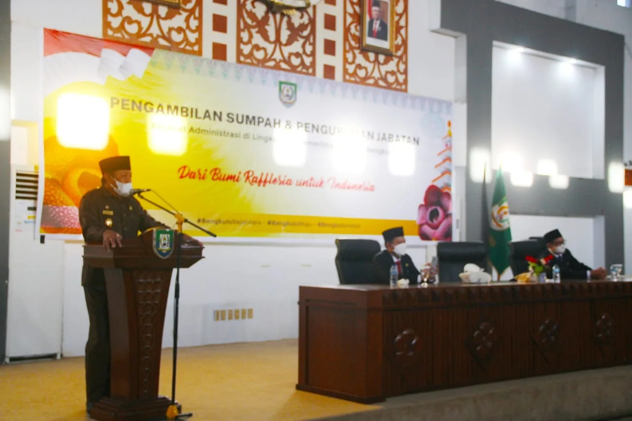 Pelantikan 69 Pejabat Eselon, Sekwan DPRD Diganti