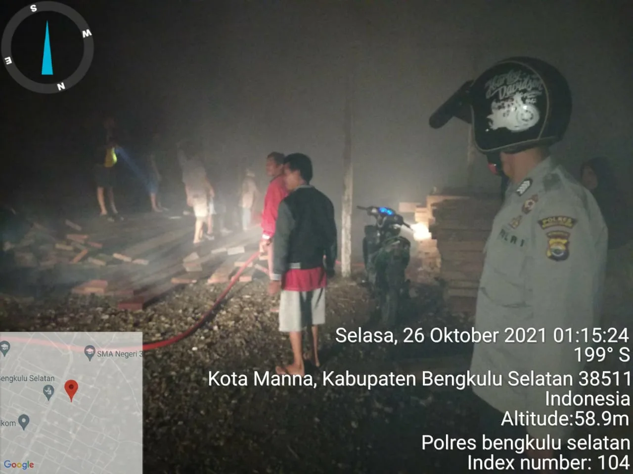 Puntung Rokok Diduga Sebabkan Depot Kayu Dilalap si Jago Merah