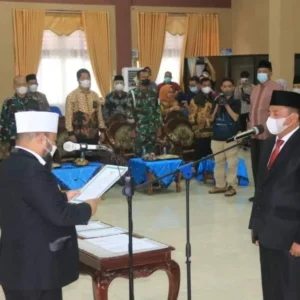 Resmi, Walikota Helmi Hasan Lantik Samsu Bahari Sebagai Dirut PDAM