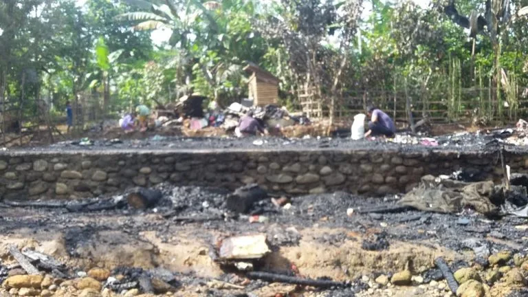 Sedang Berjualan, Rumah Warga BU Hangus Terbakar