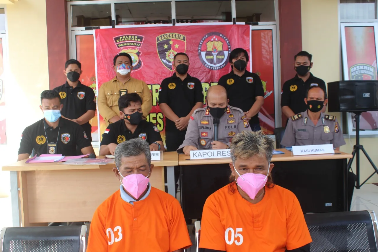 Tidak Punya Izin, Dua Penambang Ilegal Ditangkap Polisi