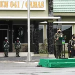 Danrem 041/Gamas Brigjen TNI Dr. Handoyo M. Tr (Han) Pimpin Upacara Bendera Hari Pahlawan Tahun 2021