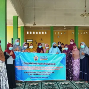 Dosen dan Mahasiswa S1 Farmasi UNIB Adakan Penyuluhan Penggunaan Oralit Dan Demo Cuci Tangan