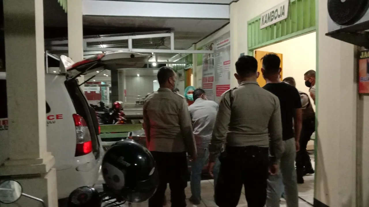 Gantung Diri, Mayat Korban Ditemukan Istrinya Sendiri