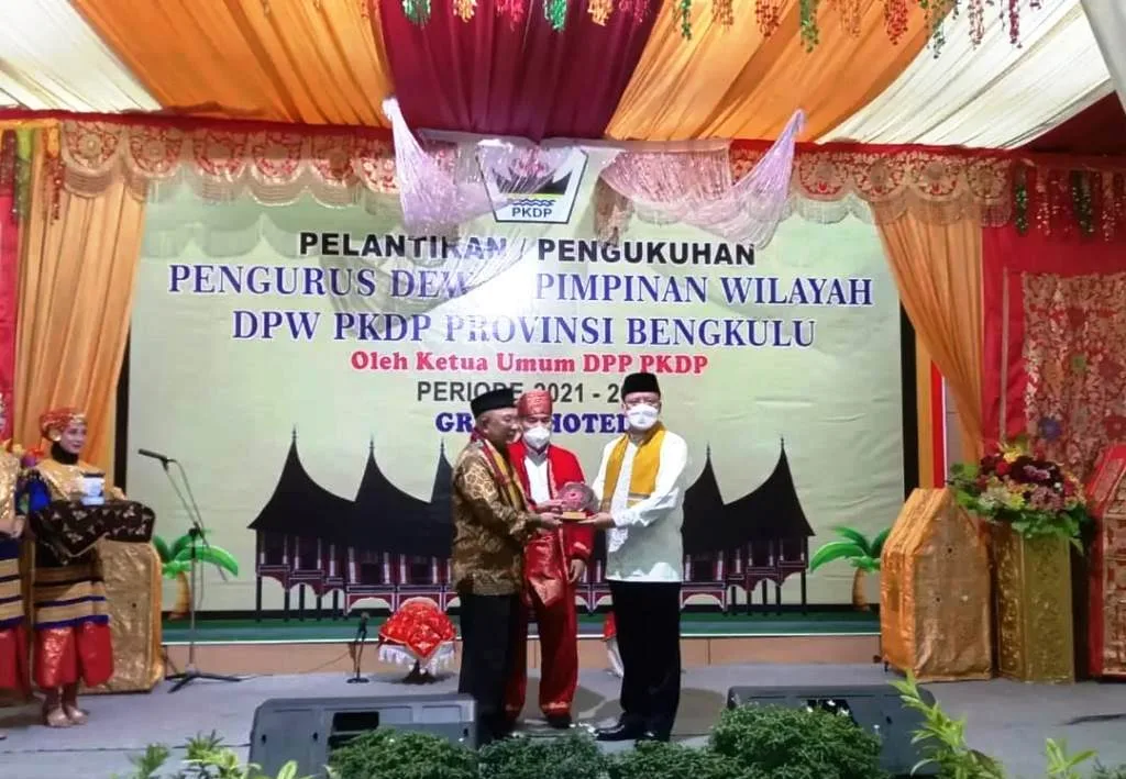 Gubernur Rohidin Kukuhkan Hasanuddin Adnan Sebagai Ketua DPW PKDP 2021-2026