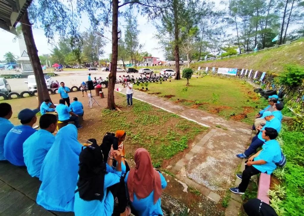 Hadapi Perubahan Iklim, Gelora Tanam 10 Juta Pohon